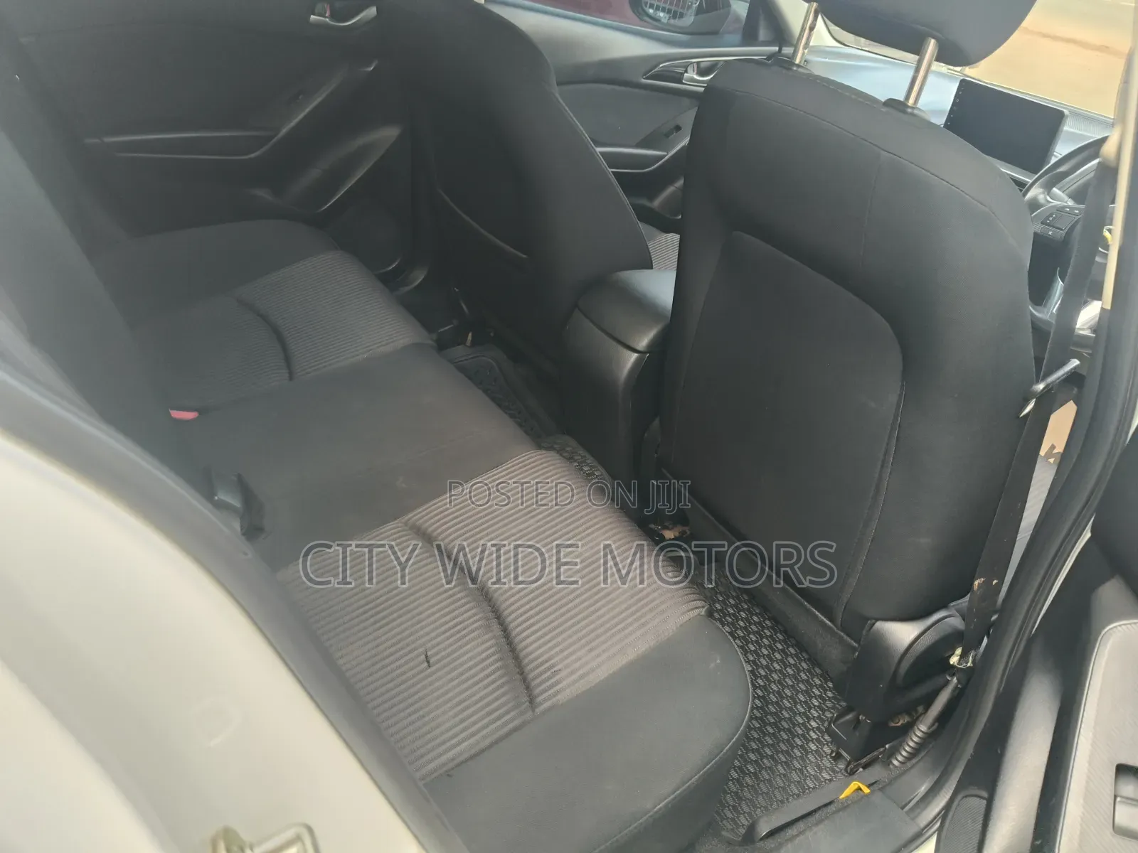 Mazda Axela 2015 White