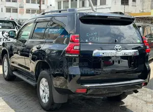 Toyota Land Cruiser Prado 2.8 2020 Black