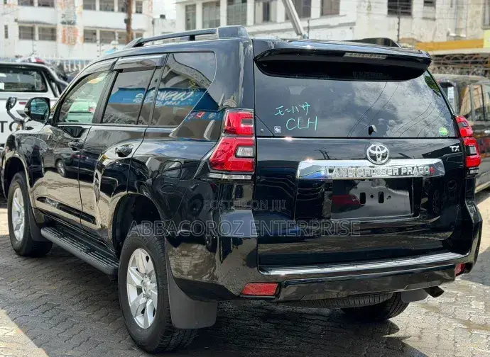 Toyota Land Cruiser Prado 2.8 2020 Black