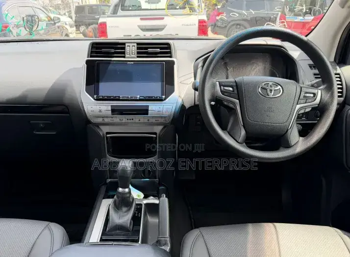 Toyota Land Cruiser Prado 2.8 2020 Black