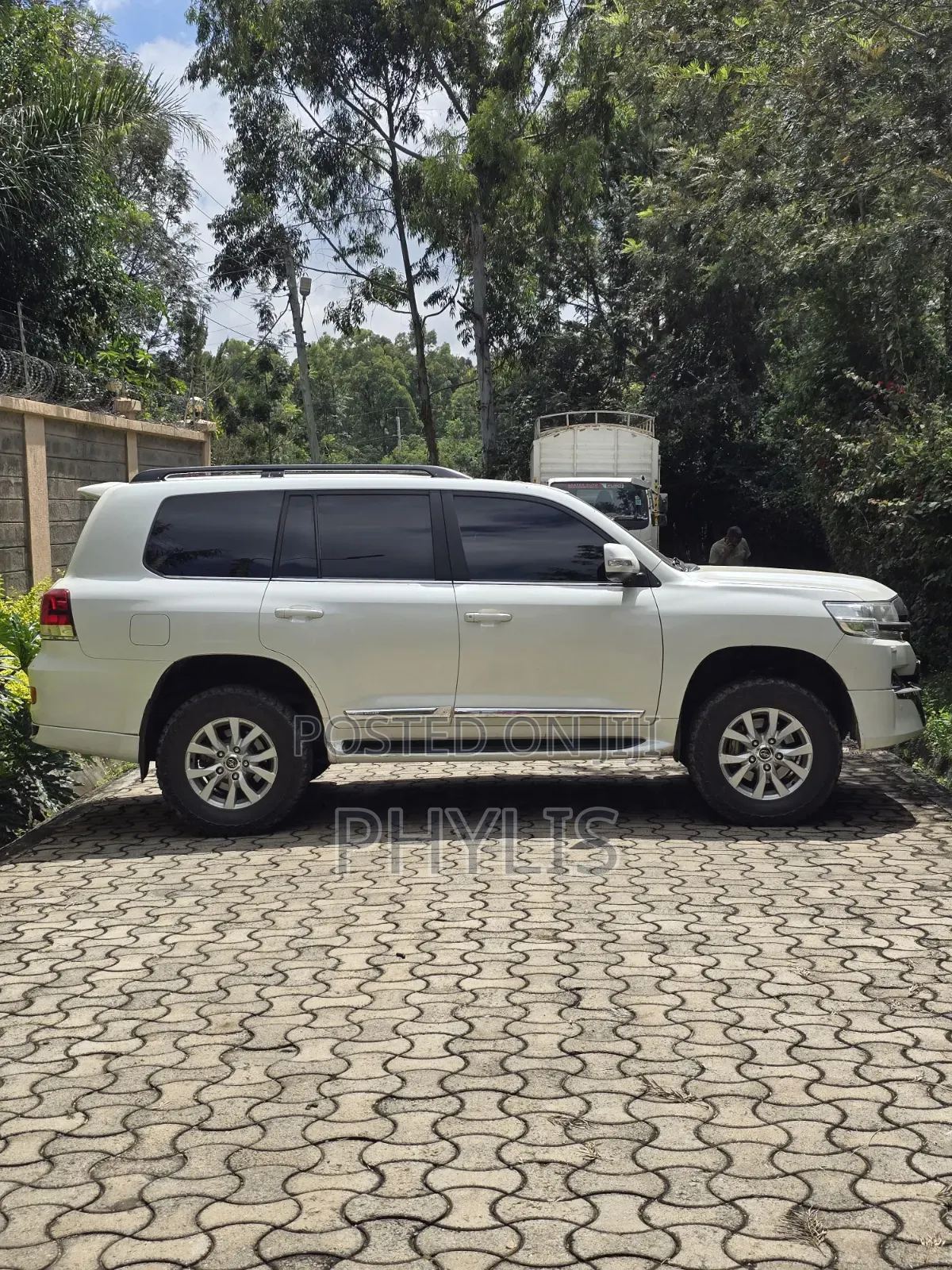 Toyota Land Cruiser 4.5 V8 TD 2017 White