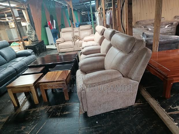 Sem- Recliner Sofa Set