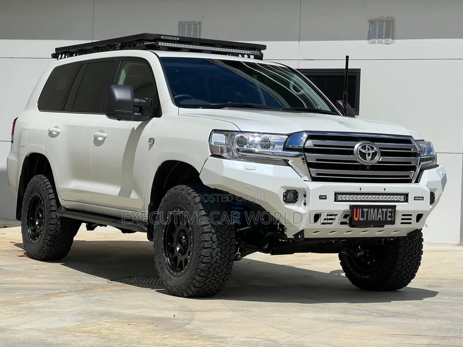Toyota Land Cruiser 200 - Rival Bullbar