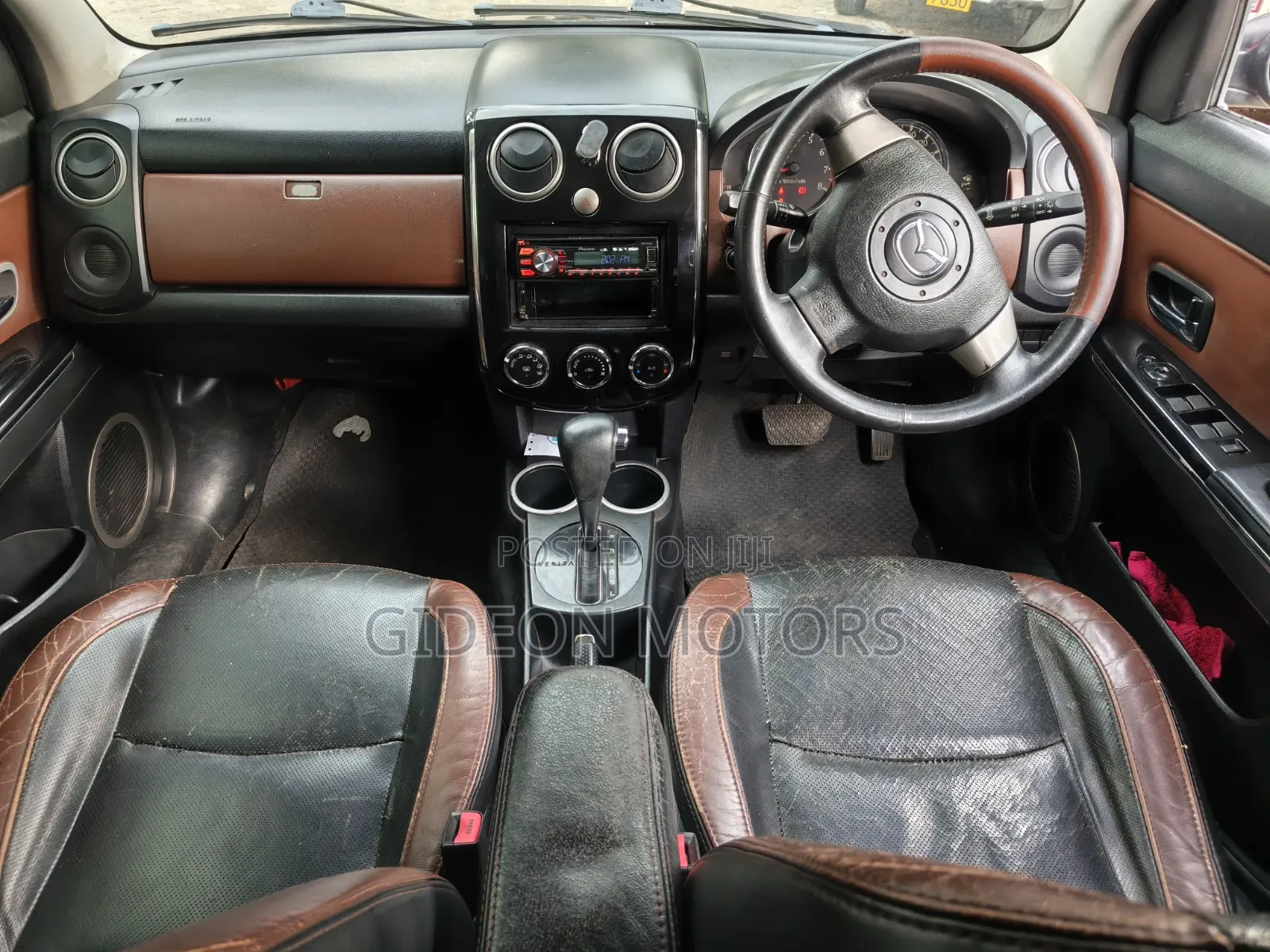 Mazda Verisa 2009 Brown