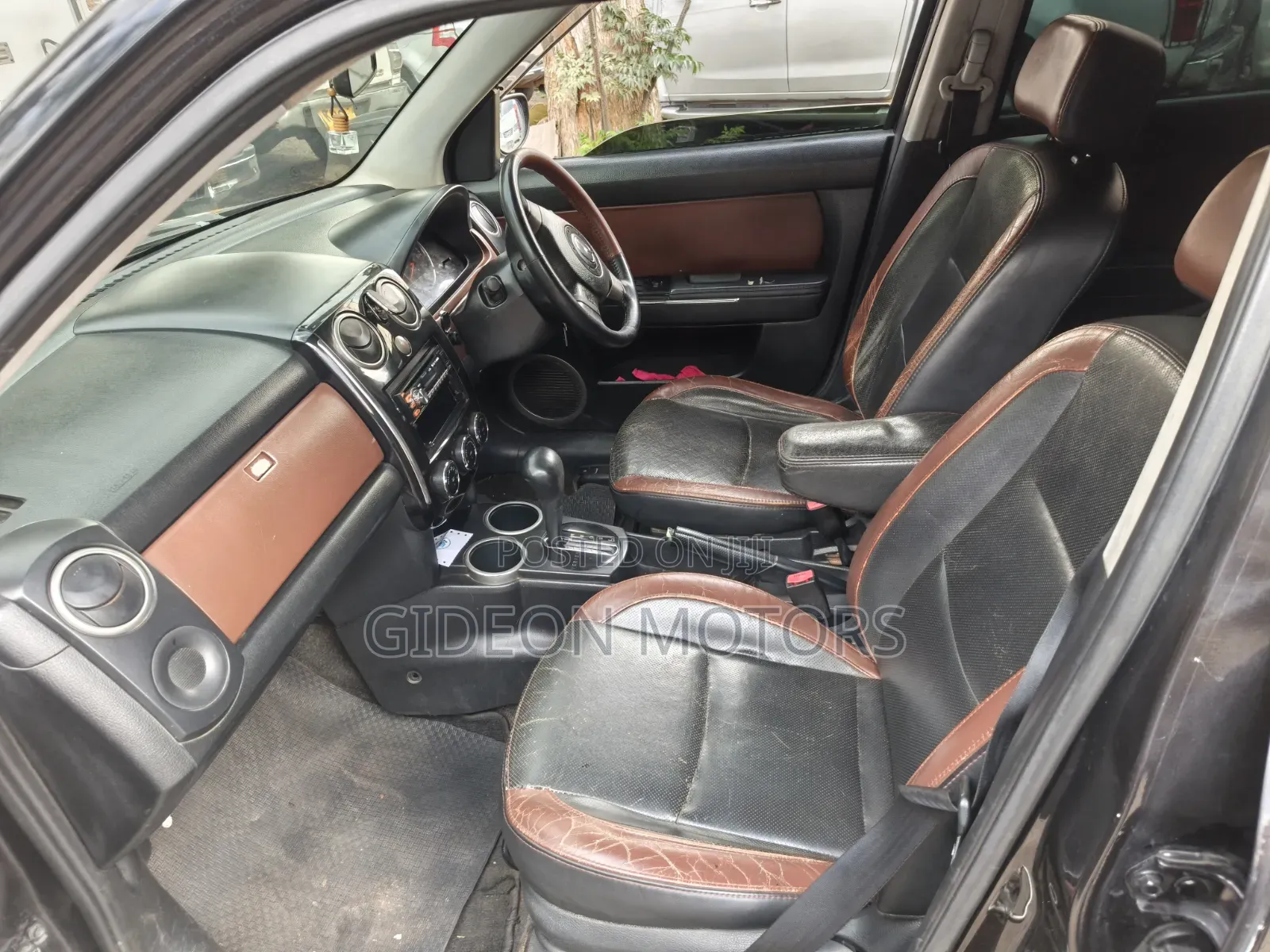 Mazda Verisa 2009 Brown