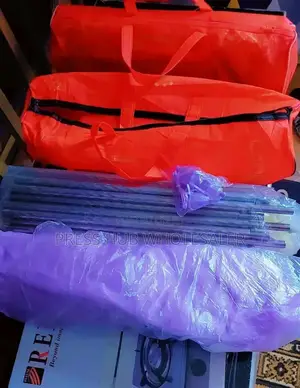 Four-Stand Mosquito Net,*