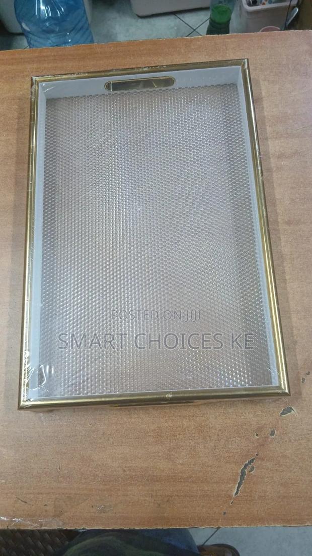 Gold-Trimmed Prismatic Vanity Tray - thumbnail 3