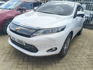 Toyota Harrier 2.0 4WD 2015 White