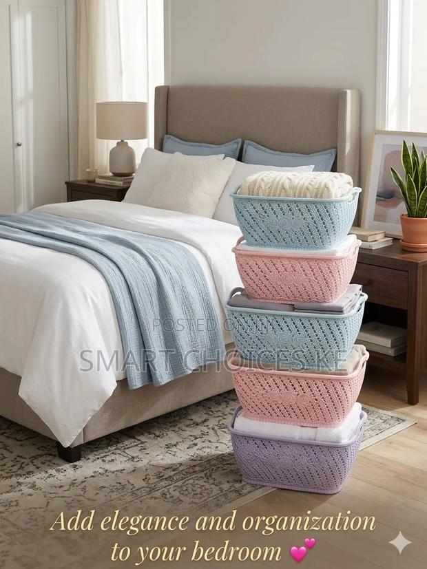 Plastic Woven Organizing Basket