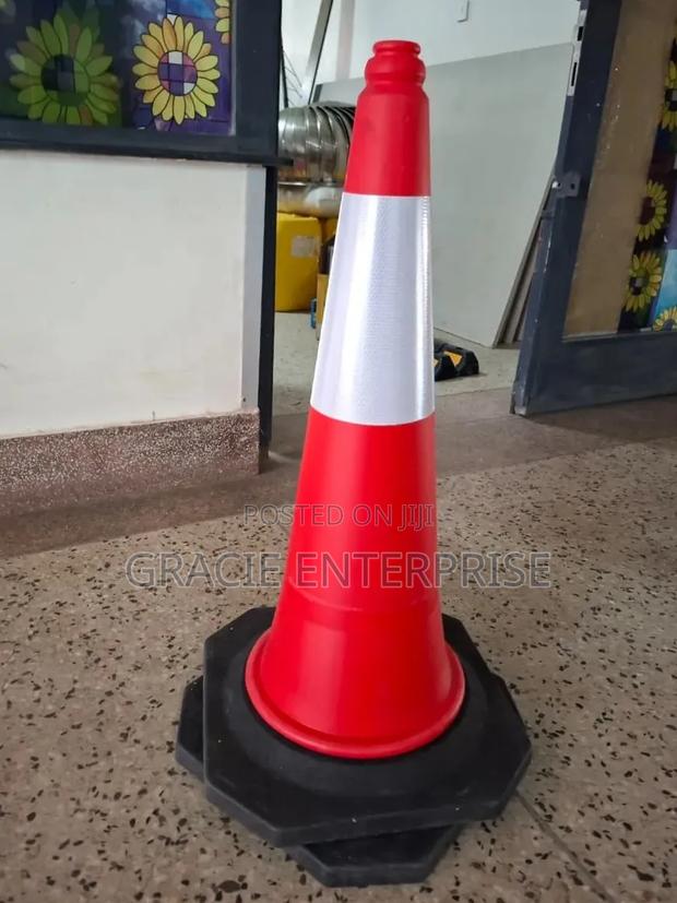 Traffic Cone (75cm)