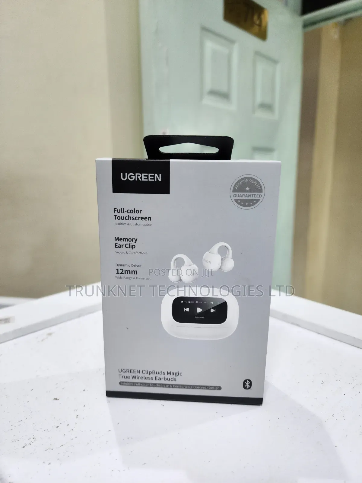 Ugreen Clipbuds Magic Full Color Touchscreen Wireless Earbuds