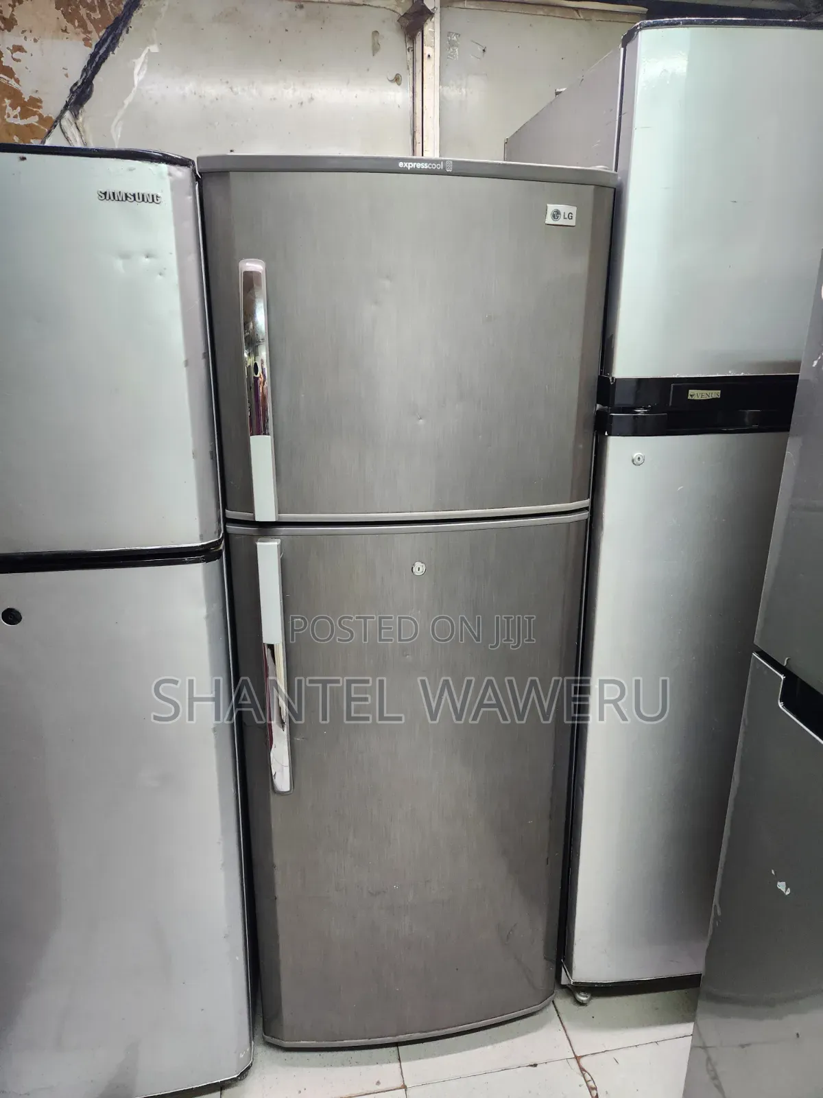 Large Lg Fridge 350litres Well Maintained