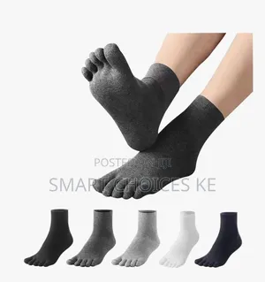 Five Toes Socks - Traditional Tube Socks Like a Jail for Your Toes