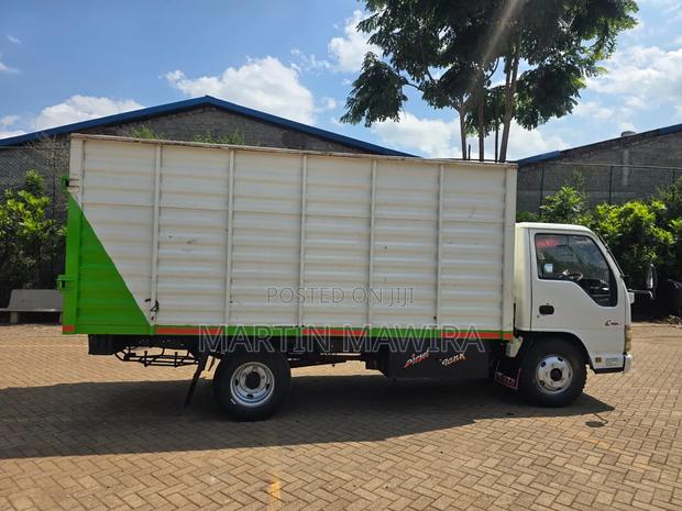NKR Isuzu for Sale - thumbnail 3