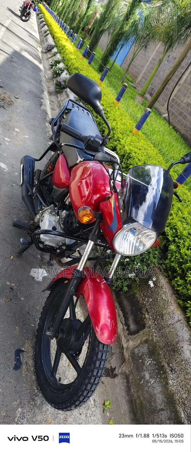 Bajaj Boxer 150 UG 2026 Red - thumbnail 9