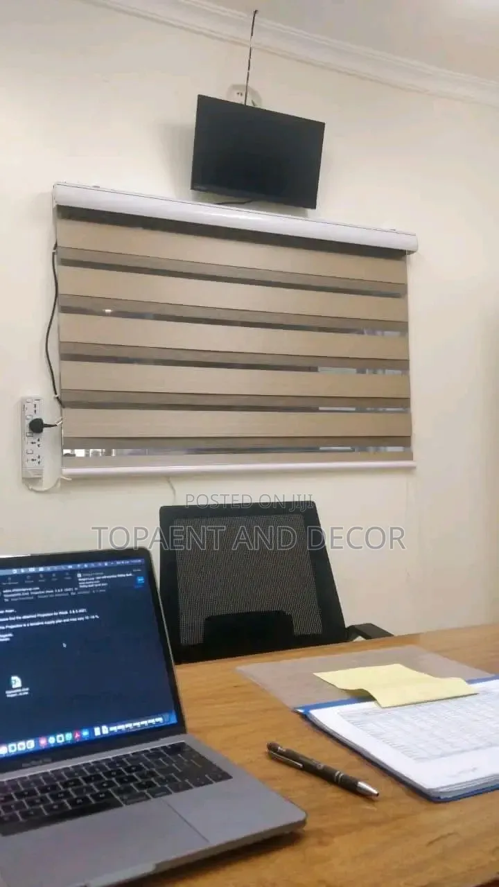Brown Shade Horizontal Blinds