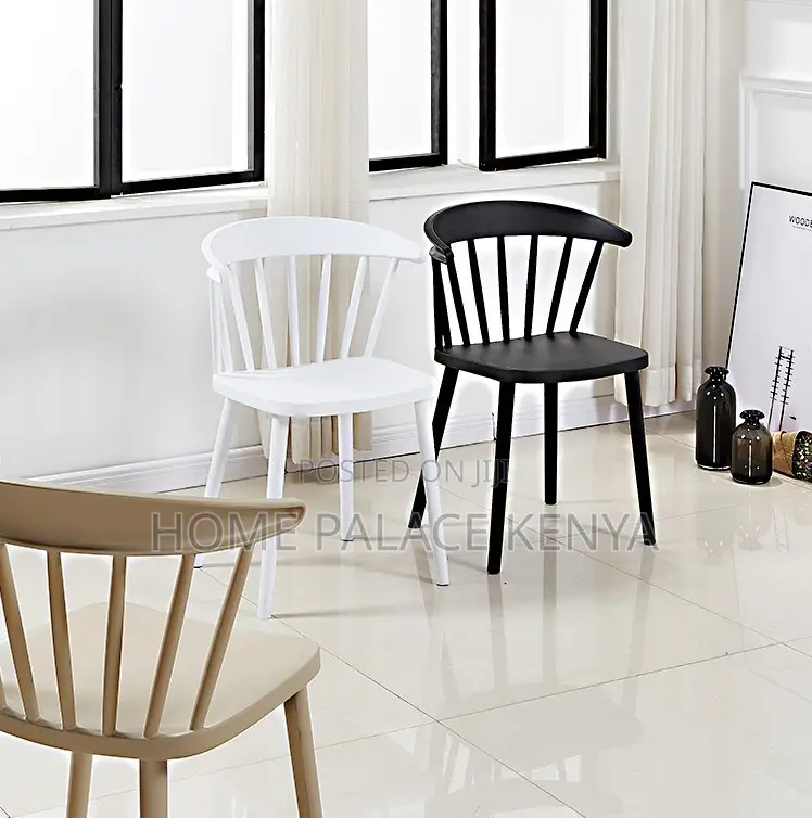 Home Chair: High Back Stackable Plastic Dining Chair