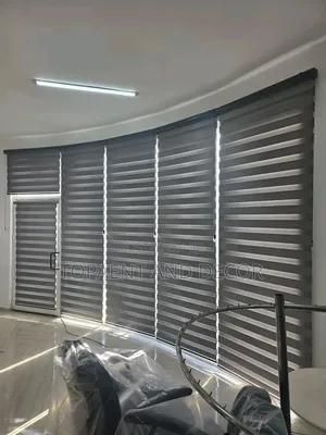 Horizontal Office Curtains