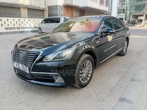 Toyota Crown 2015 Black