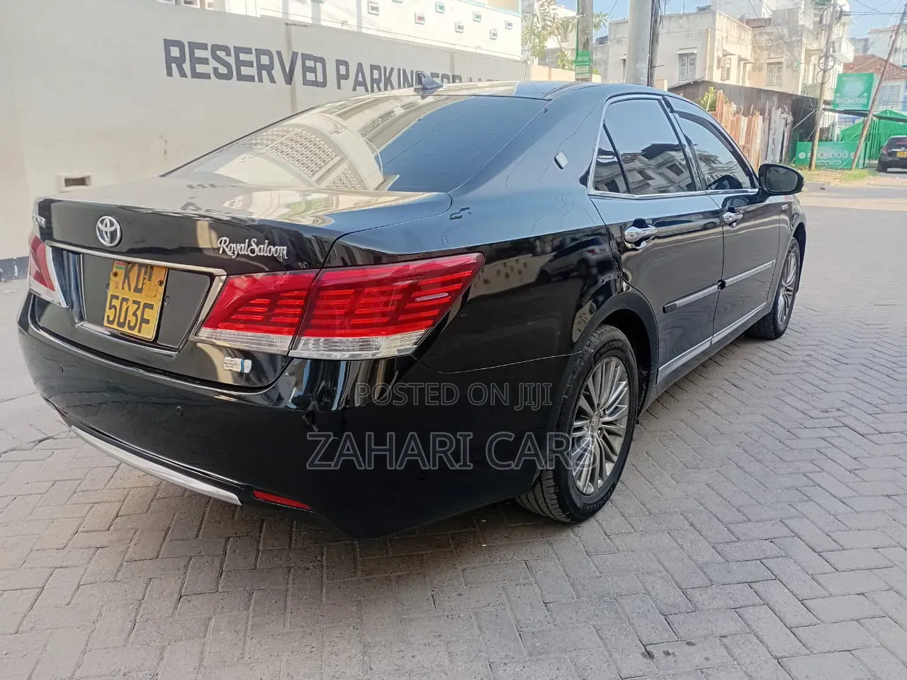 Toyota Crown 2015 Black