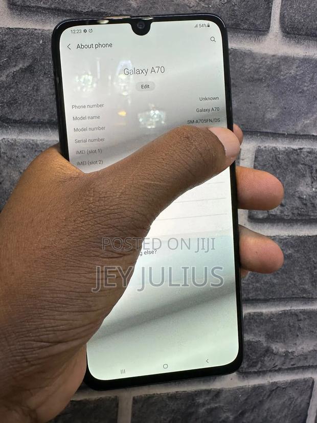 Samsung Galaxy A70 128 GB Black - thumbnail 3