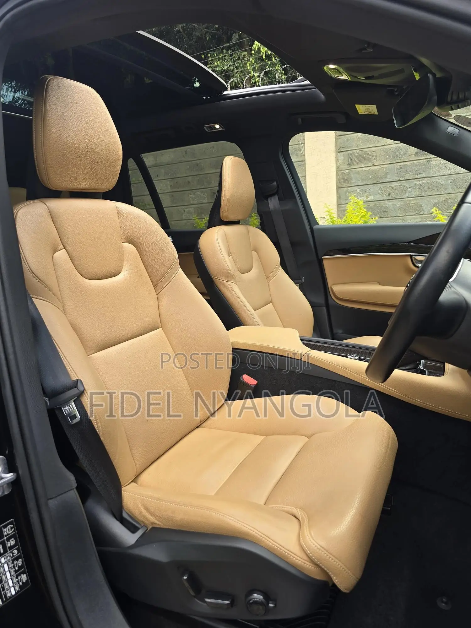 Volvo XC90 T5 Momentum AWD 2019 Black
