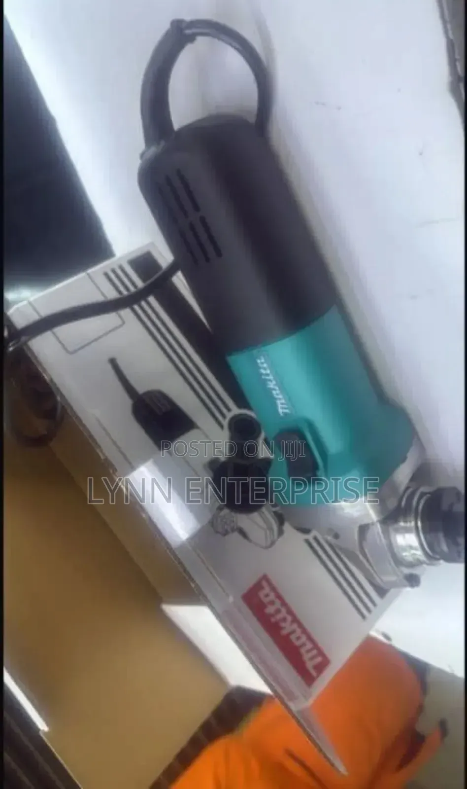 Makita Small Grinder