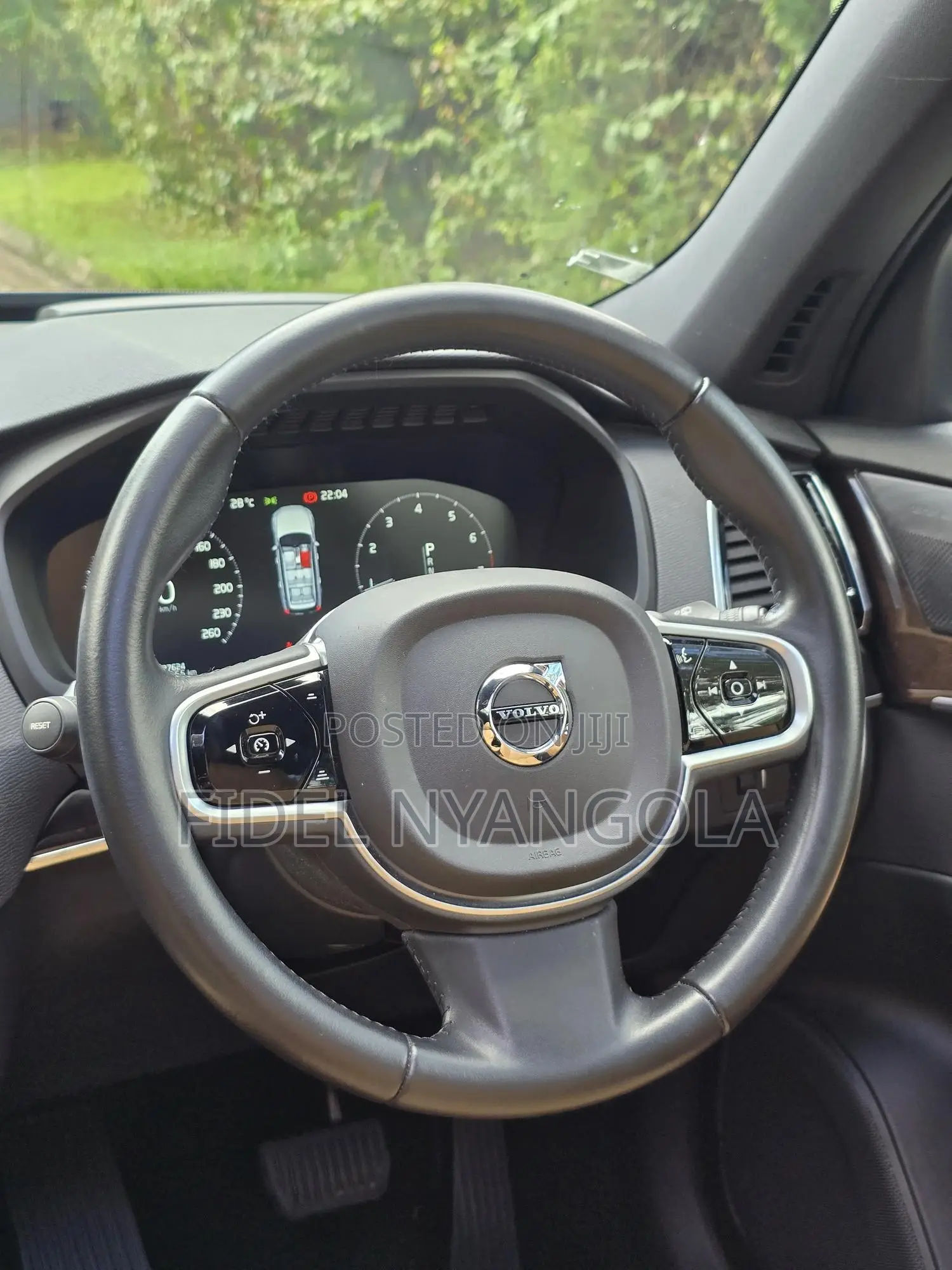 Volvo XC90 T5 Momentum AWD 2019 Black