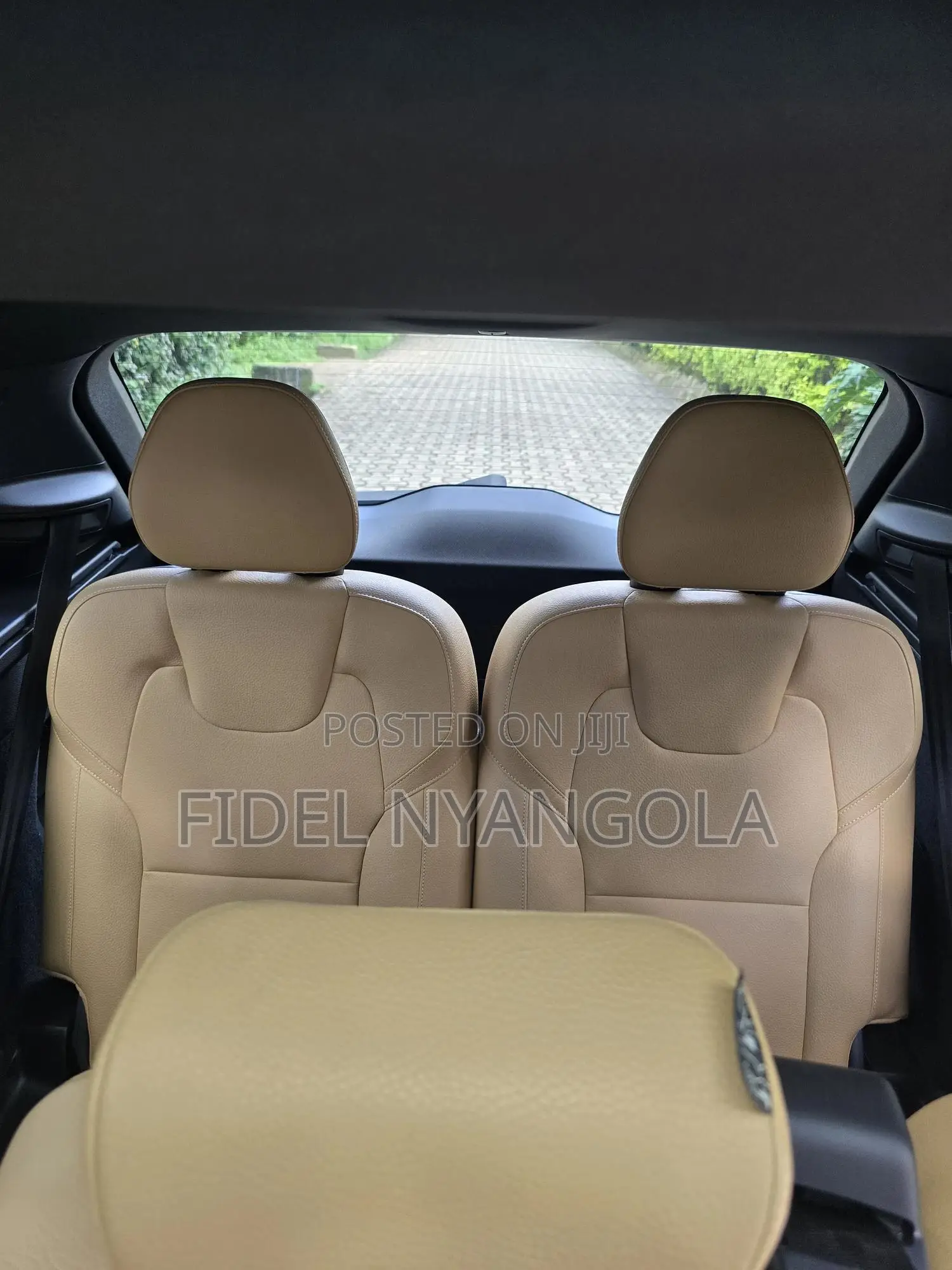 Volvo XC90 T5 Momentum AWD 2019 Black