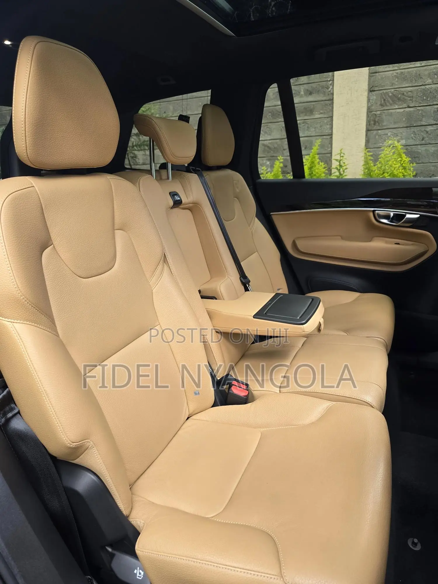 Volvo XC90 T5 Momentum AWD 2019 Black