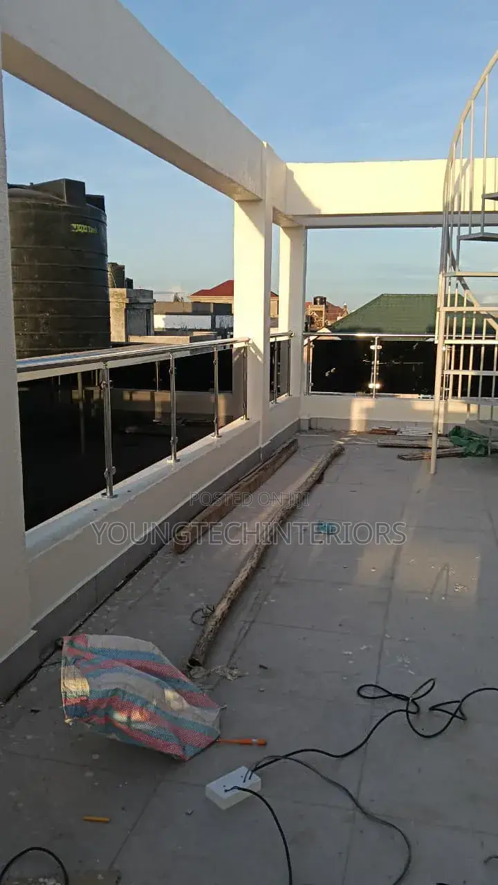 Frameless Mirrors and Balcony Glass Installation