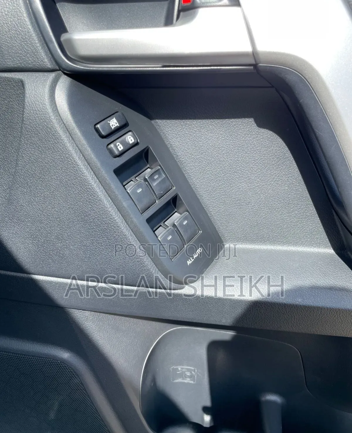 Toyota Land Cruiser Prado 2019