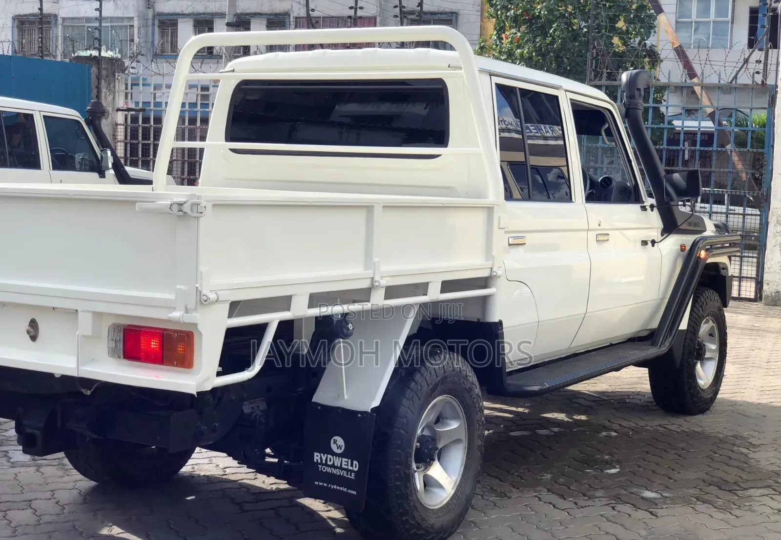 Toyota Land Cruiser 2019 Pearl
