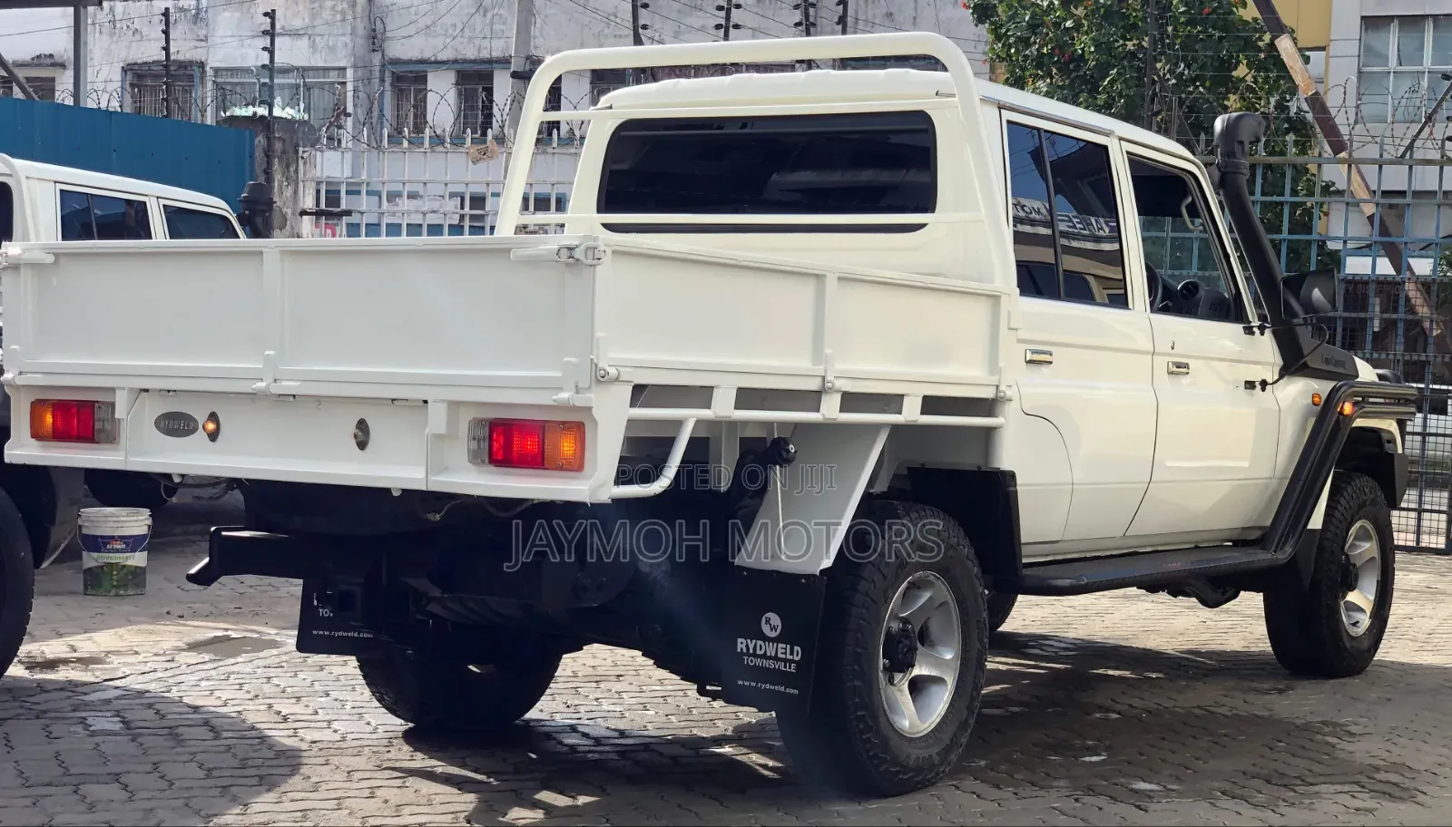 Toyota Land Cruiser 2019 Pearl