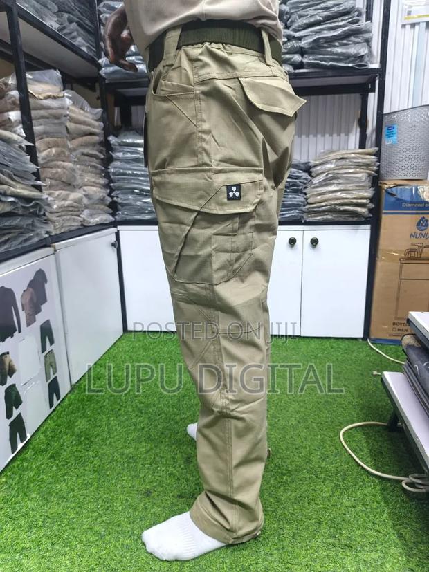 Men's Tactical Cargo Pants - thumbnail 2