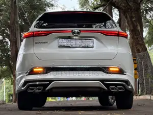 Toyota Harrier 2.0 2020 White