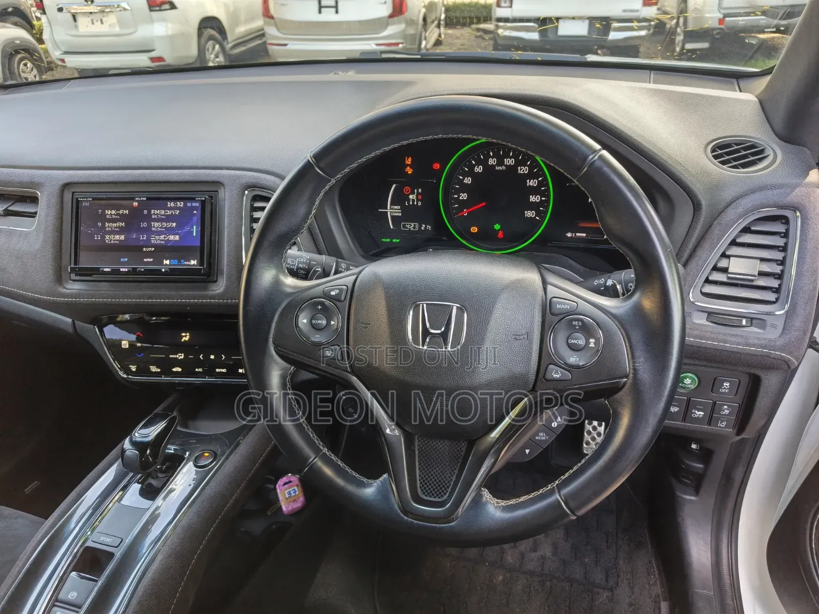Honda Vezel 2019 White