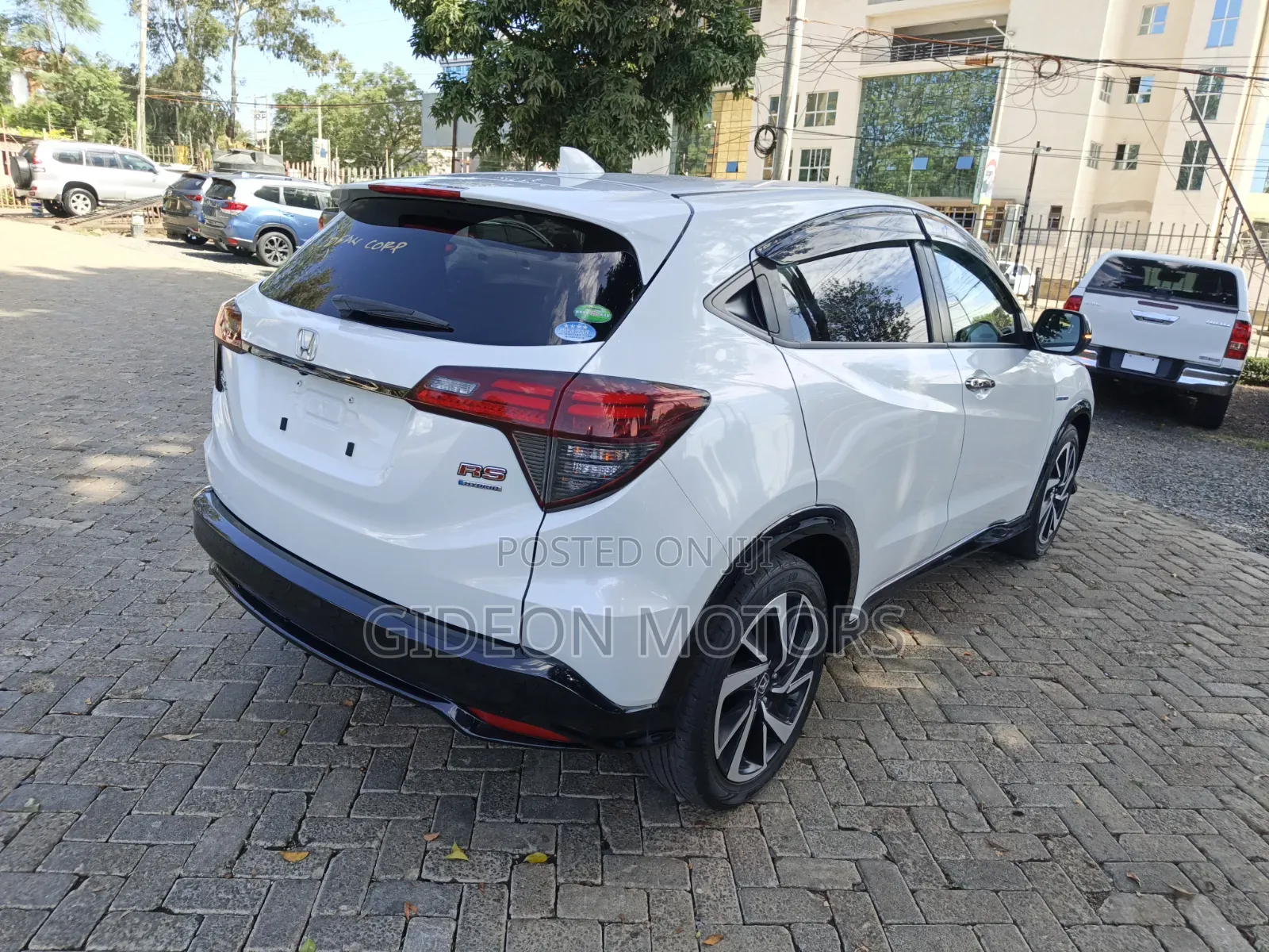 Honda Vezel 2019 White