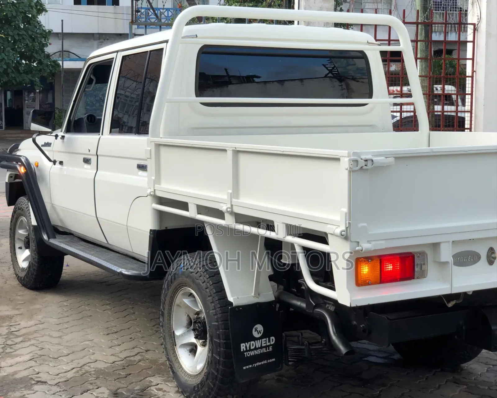 Toyota Land Cruiser 2019 Pearl