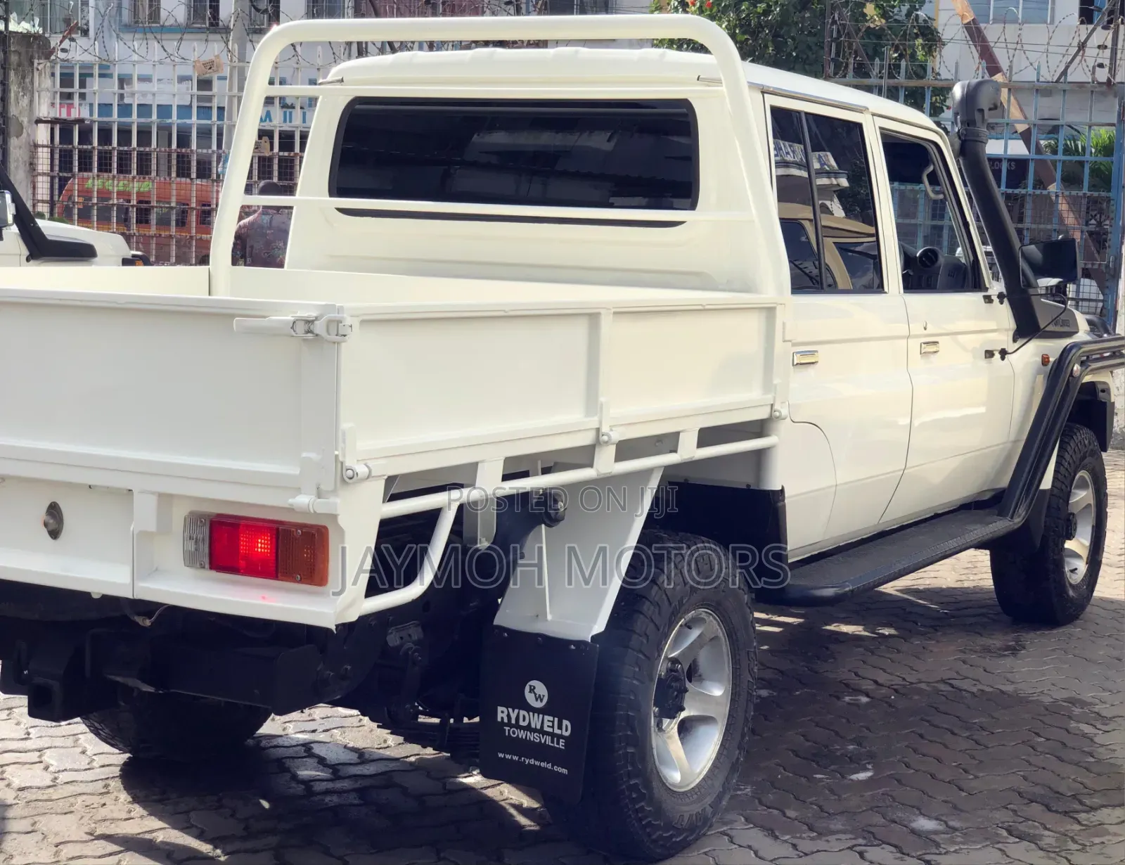 Toyota Land Cruiser 2019 Pearl