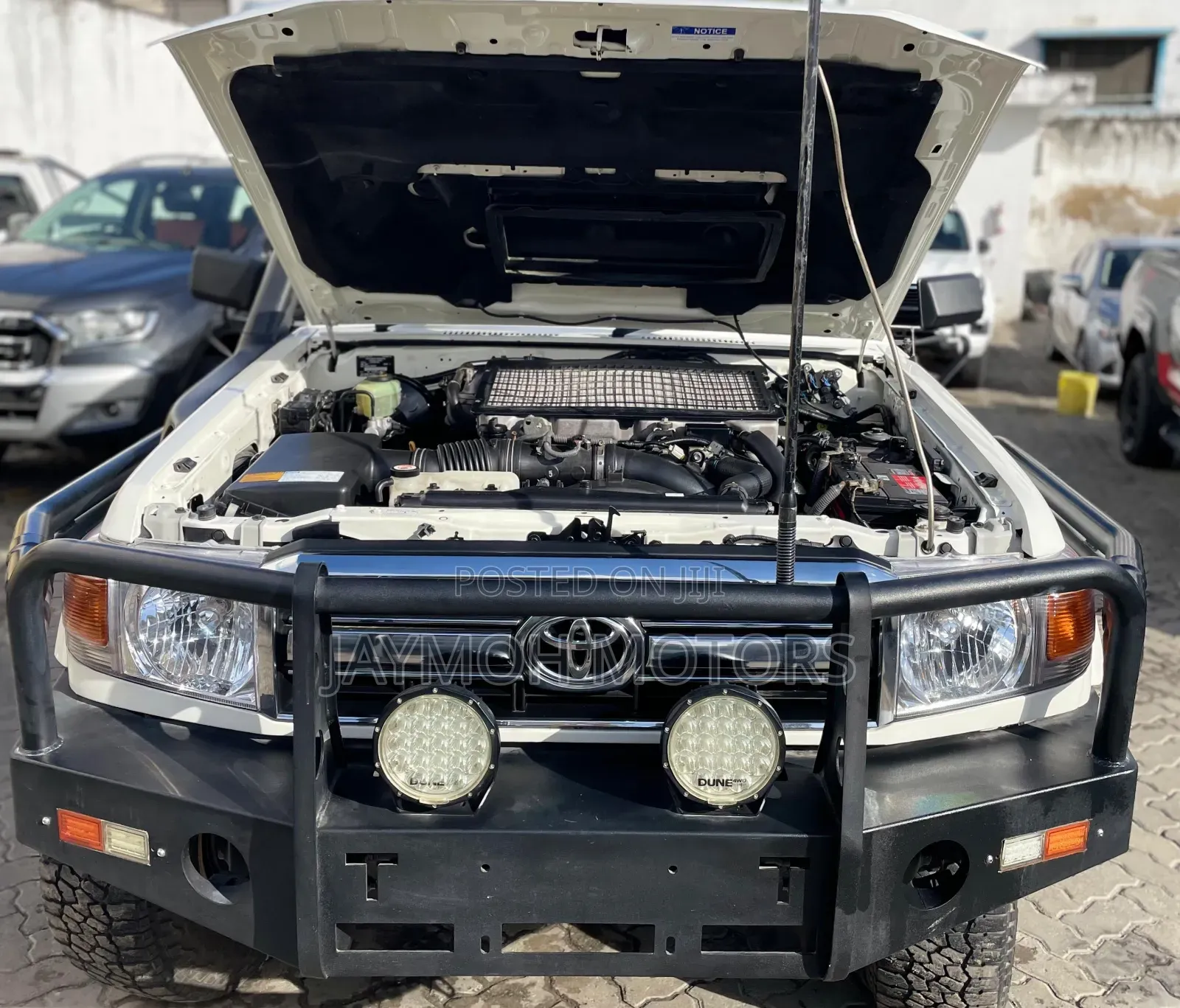 Toyota Land Cruiser 2019 Pearl