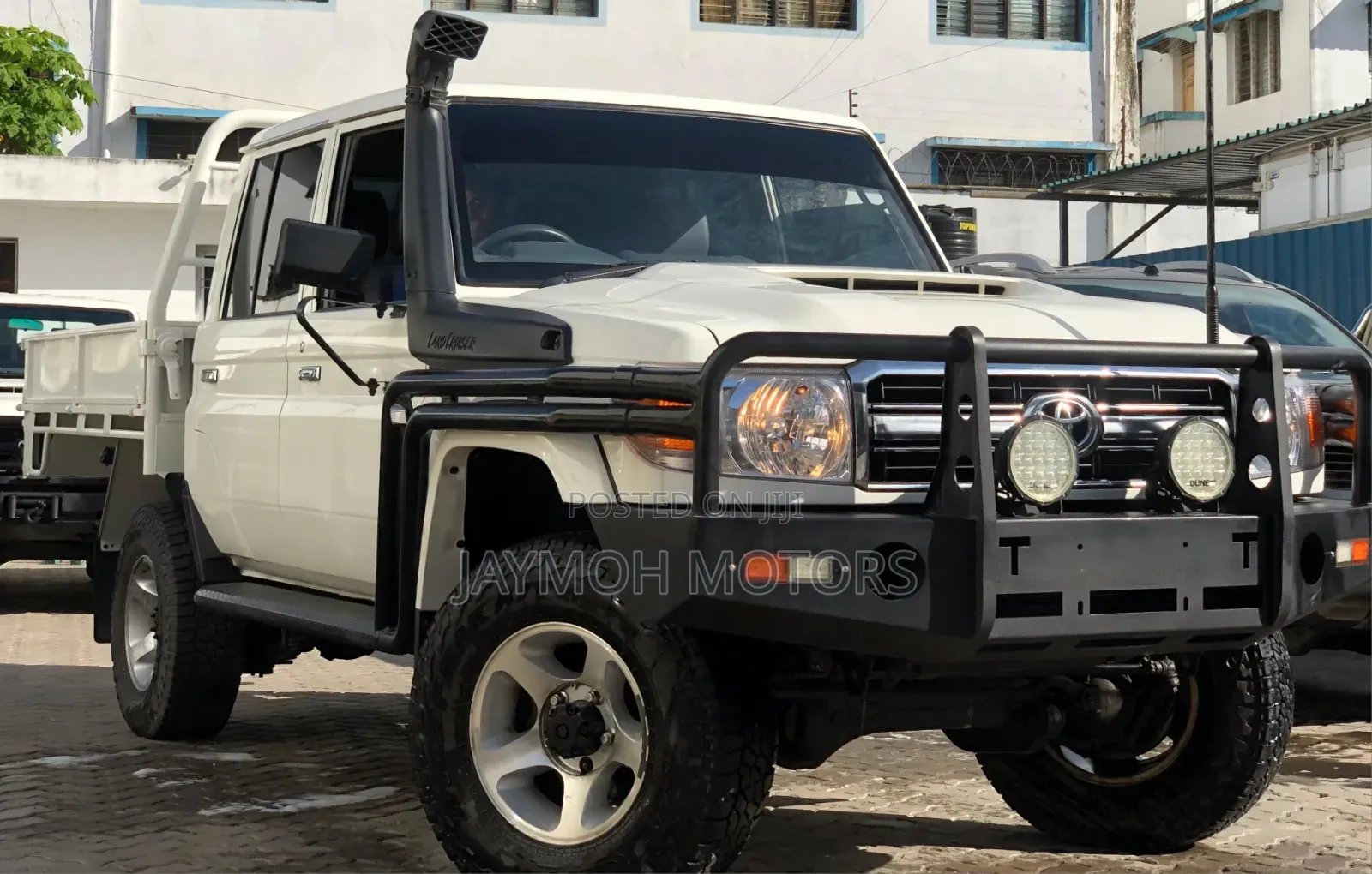Toyota Land Cruiser 2019 Pearl