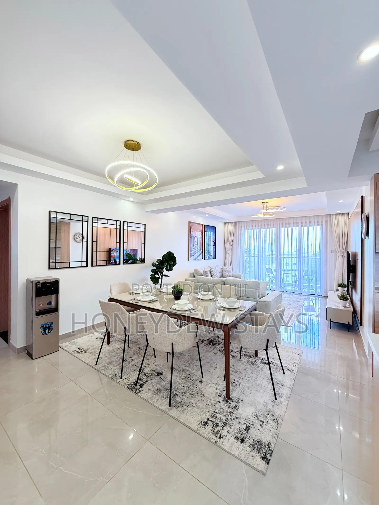 Modern 3br Airbnb at 108 Riverside