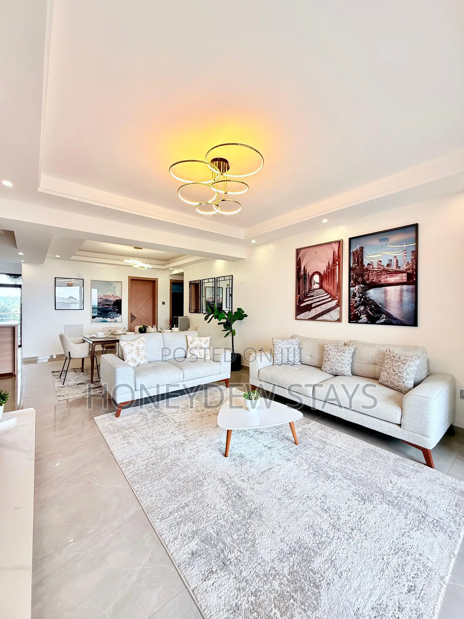 Modern 3br Airbnb at 108 Riverside