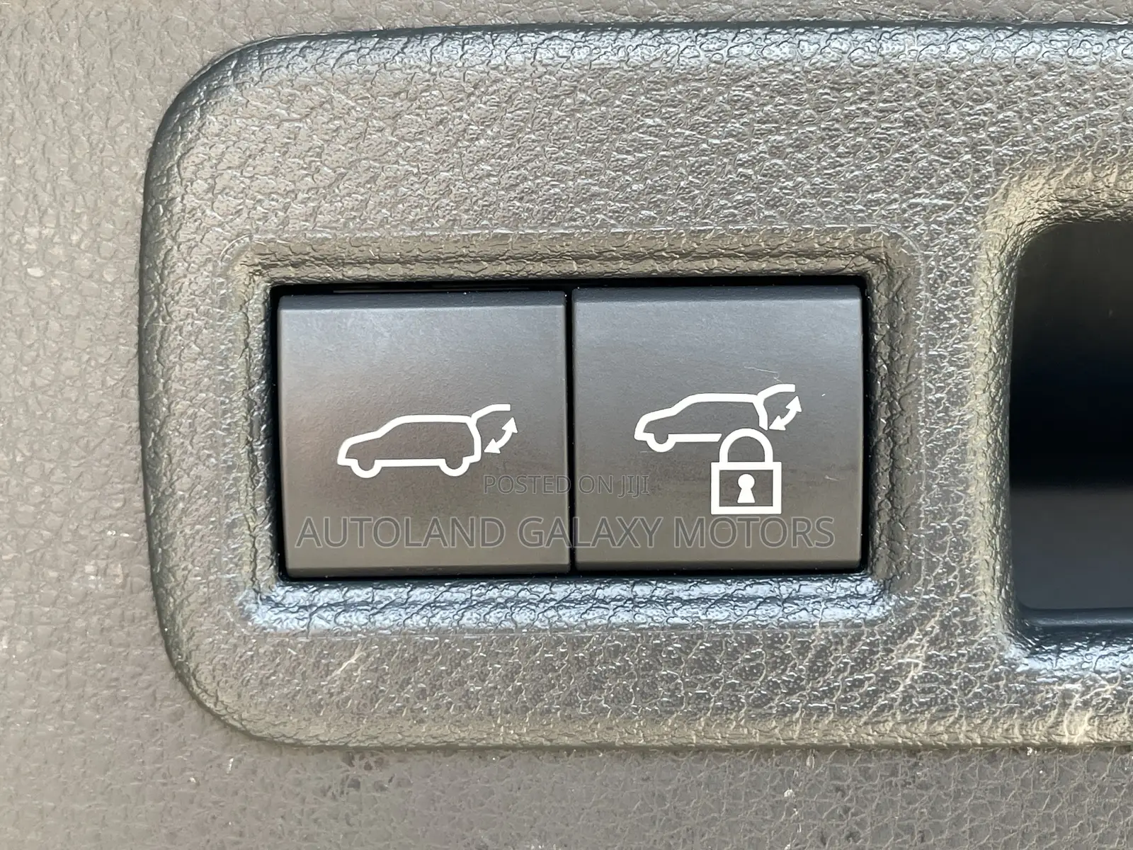 Toyota Harrier 2020