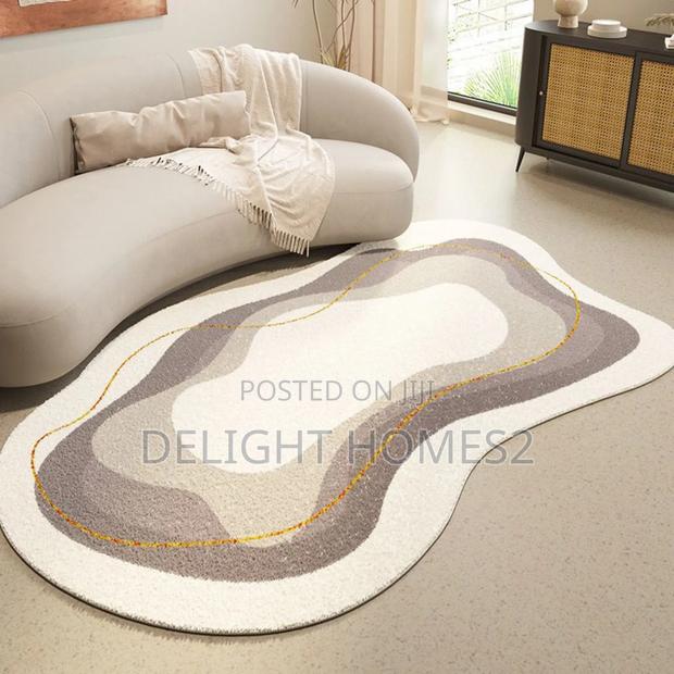 Irregular Pattern Area Rug_cu - thumbnail 2