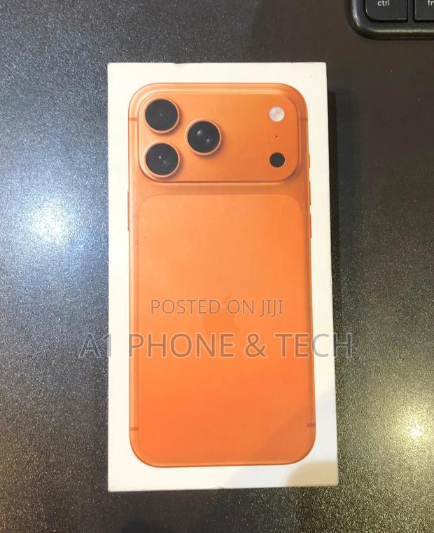 New Apple iPhone 17 Pro Max 256 GB Orange