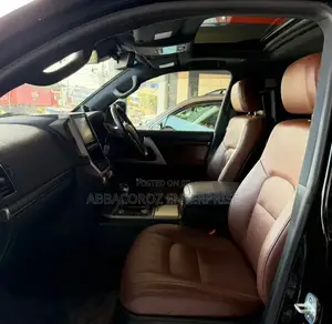 Toyota Land Cruiser 4.6 V8 ZX 2019 Black