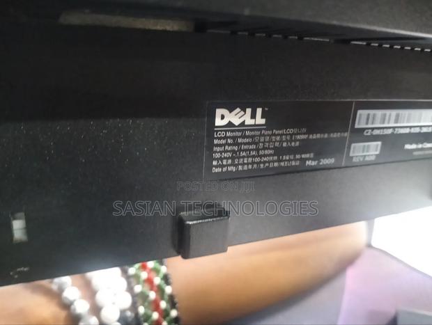 Dell 19 Stretch Computer Monitor - thumbnail 3