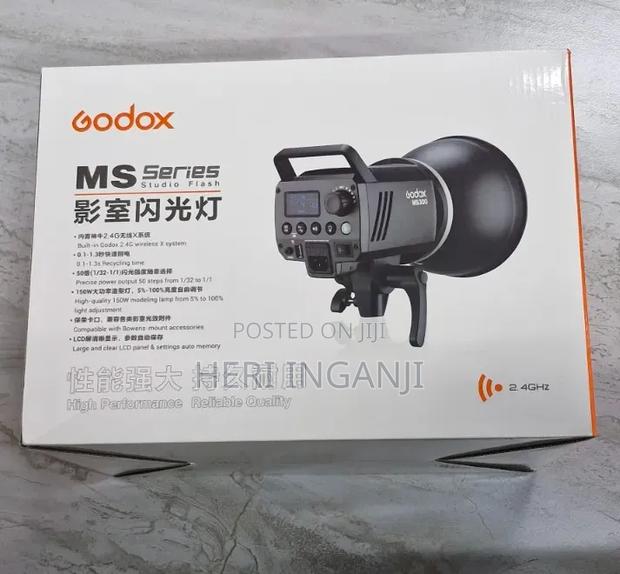 Godox Ms 300 Strobe Light - thumbnail 2